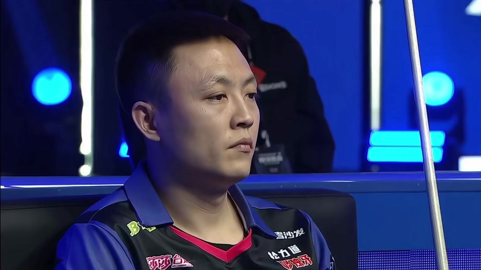 的表现不仅 的表现不仅